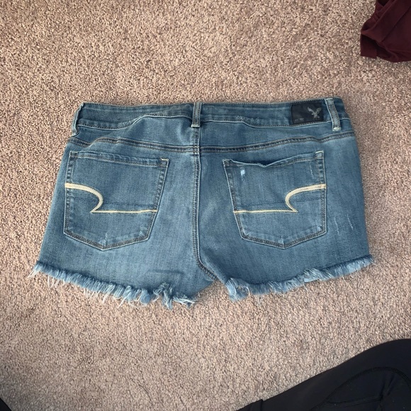 blue jean shorts - Picture 2 of 2